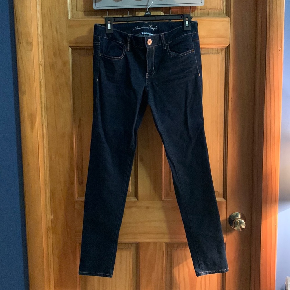 Dark wash jeggings